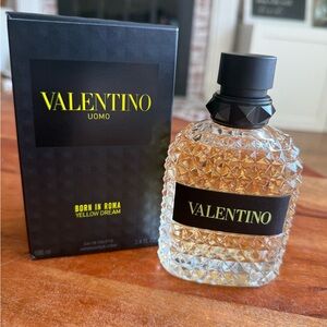 Valentino Uomo Yellow Dream Eau de Toilette - Black and Yellow